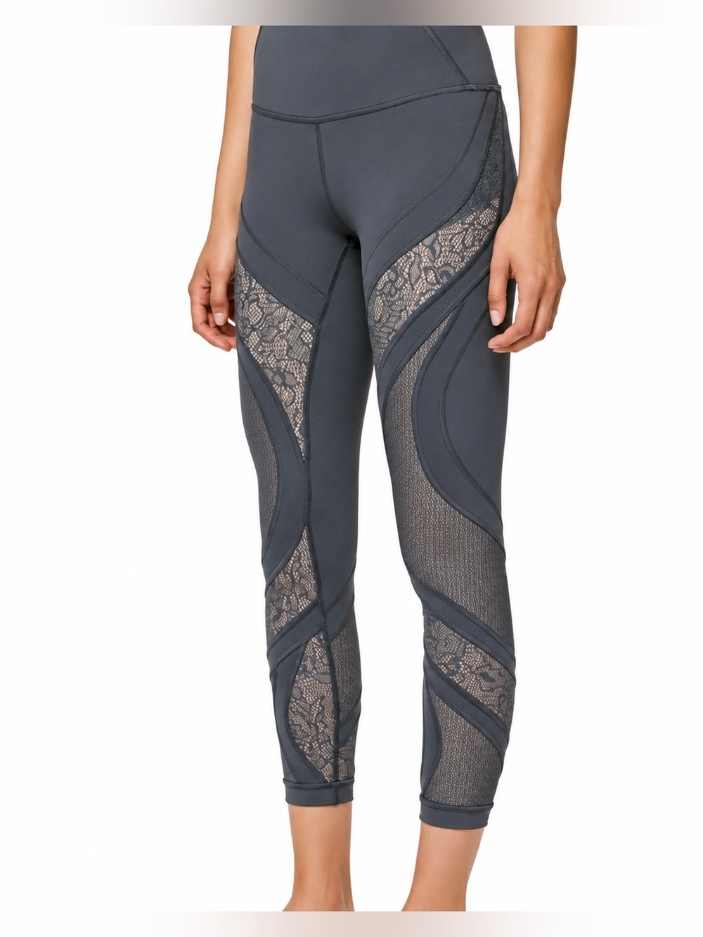 Lululemon special edition wunder under lace leggings, size 6